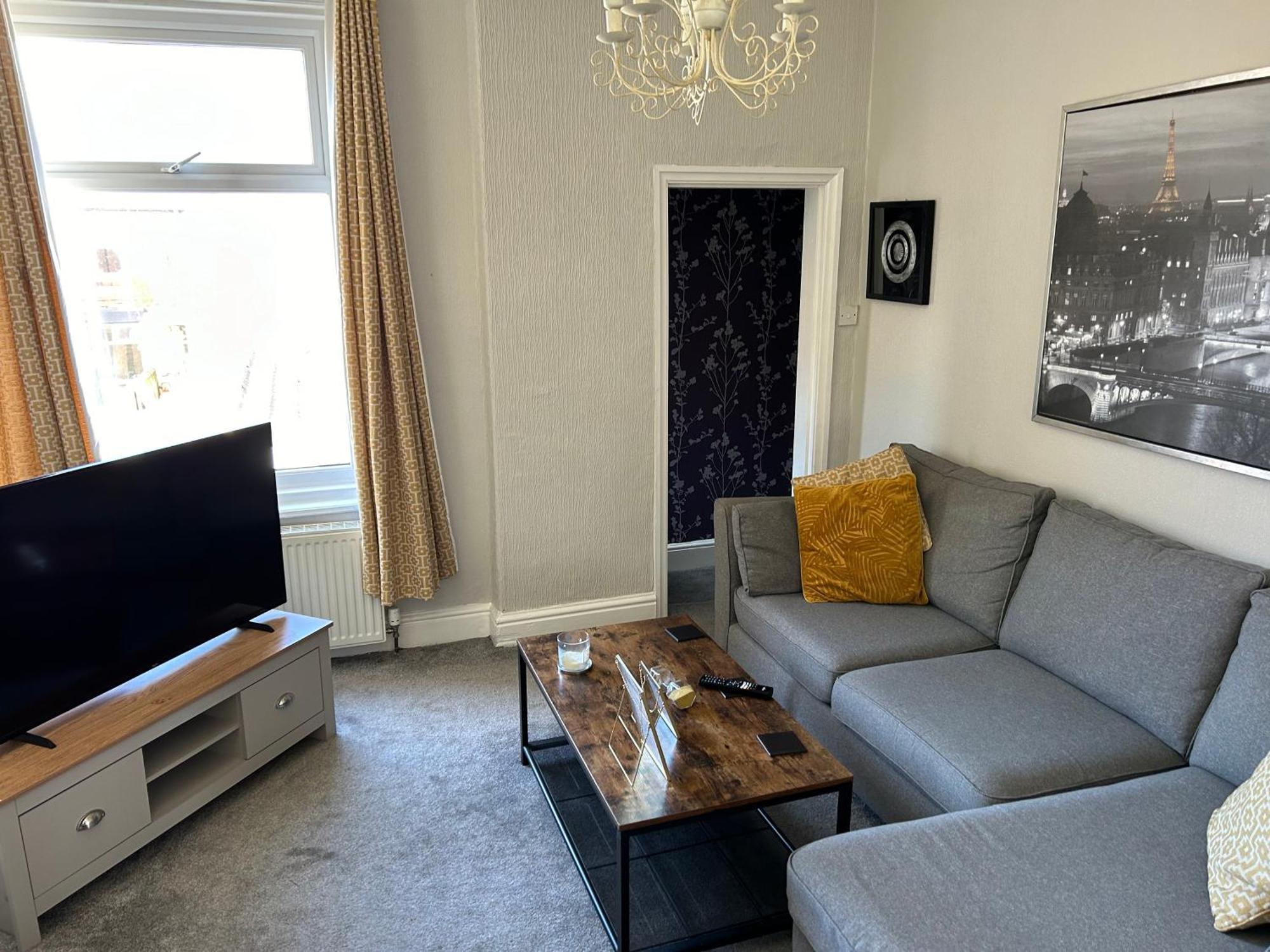 1 Bedroom Spacious Apartment Lytham St Annes Ngoại thất bức ảnh